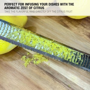 Microplane Classic Zester Grater, Black