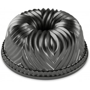 Nordic Ware Bavaria Bundt Pan, 10-Cup, G...