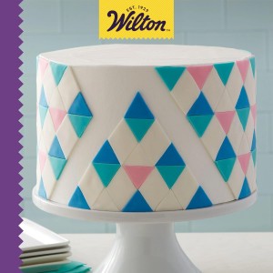 Wilton Aluminum Round Cake Pan Set, Durable Anodized, Bakeware for Tiered & Layered Cakes, Even Heating, Rust-Resistant, Professional Cake Baking Pans, 9 x 2 in, Pack of 2