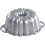 Nordic Ware Platinum Collection Bundt Pan, 6-Cup