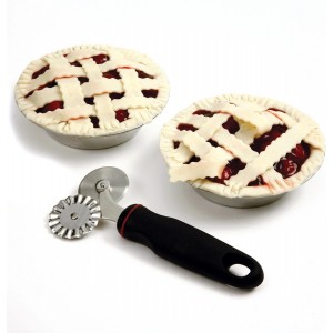 Norpro Grip-EZ Pastry/Ravioli Wheel, 1 piece, Black