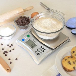 Escali Pana V136 Large Volume Measuring Kitchen/Baking/Cooking Scale, Preprogrammed With Over 150 Ingredients, LCD Digital Display, 13lb Capacity