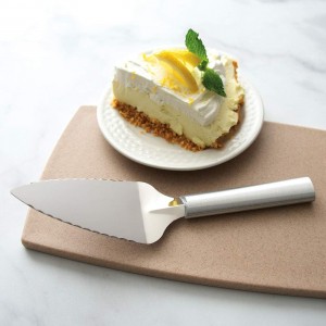 Rada Cutlery Pie A'La Mode Gift Set (S44), 2-Piece Ice Cream Scoop and Serrated Pie Server Set, Silver Handle