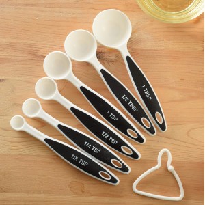 Norpro, White Grip-EZ 6-Piece Measuring Spoons Set, One Size