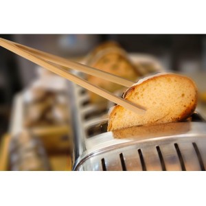 HIC Kitchen Toast Tongs, Natural Bamboo, 6.5-Inches