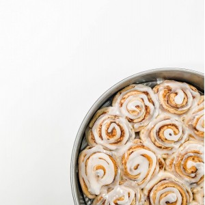 USA Pan Bakeware Nonstick Round Cake Pan, 8-Inch, Aluminized Steel