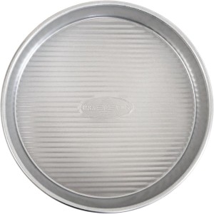 USA Pan Bakeware Nonstick Round Cake Pan...