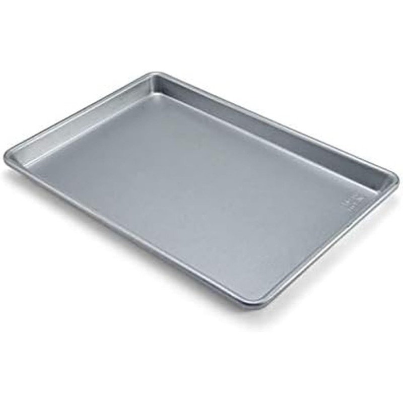 Chicago Metallic Commercial II Traditional Uncoated True Jelly Roll Pan, Make jelly rolls, cookies, pizza, one-pan meals, and more, 15-Inch by 10-Inch