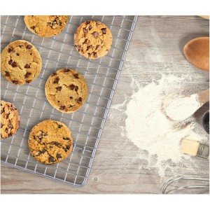 Mrs. Anderson's Baking Professional Cooling Rack, Heavy Duty Steel, Fits Half Sheet Pans, 16.5 x 11.875 x 0.625-Inches