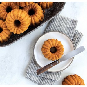 Nordic Ware Platinum Collection Anniversary Bundtlette Pan