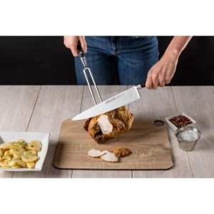 Arcos Forged Carving Fork 7 Inch Nitrum Stainless Steel. 180 mm Blade. Very useful utensil that provides absolute stability for chopping roast meat with a carving knife. Series Riviera. Color Black