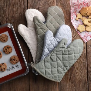 New Star Foodservice Oven Mitts with Extra Defense, up to 400F, Set of 2 (Tan (Terry Cloth), 13-Inch (Set of 2))