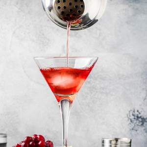 HIC Kitchen Bar Penguin Cocktail Shaker, 18/8 Stainless Steel, Mirror Finish, 3-Piece Set, Holds 18-Ounces