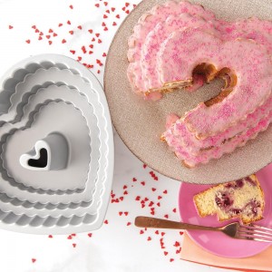 Nordic Ware Tiered Heart Bundt, 12 Cup, Toffee