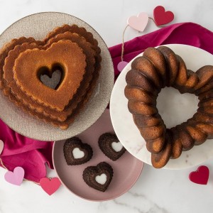 Nordic Ware Tiered Heart Bundt, 12 Cup, Toffee