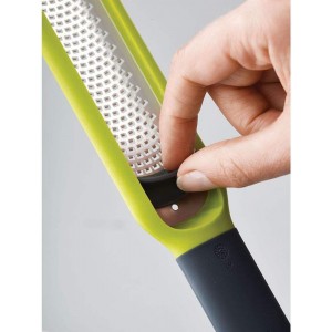 Joseph Joseph 20049 Handi-Zest Multi-Function Zester with Blade Wiper, Green