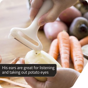 Peleg Design CatPeeler Cute Vegetable Peeler, Cat Design Peeler for Potato Carrot Fruit, Kitchen Utensil Décor (White)