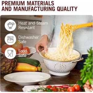 Fun Spaghetti-Shaped Plastic Spaghetti Spoon/Pasta Fork from a Series of Pasta-Inspired Kitchen Gadgets | Cool Pasta Spoon to Claw and Serve Pasta | Original Kitchen Accessories | by Monkey Business