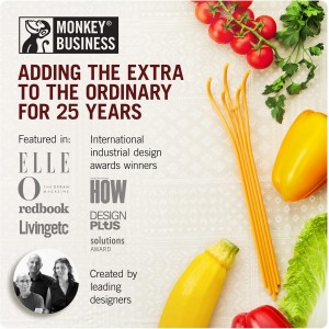 Fun Spaghetti-Shaped Plastic Spaghetti Spoon/Pasta Fork from a Series of Pasta-Inspired Kitchen Gadgets | Cool Pasta Spoon to Claw and Serve Pasta | Original Kitchen Accessories | by Monkey Business