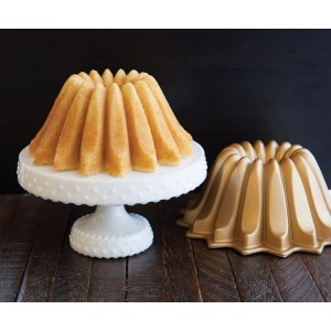 Nordic Ware Lotus Bundt Pan Gold, 5 Cup Capacity