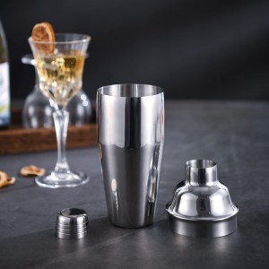 Cocktail Shaker,24 oz Martini Shaker,Drink Shaker Built-in Strainer,Professional Stainless Steel Margarita Mixer,Bartender Kit Gifts.