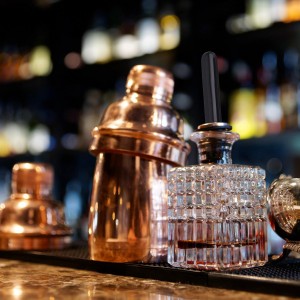 EBOOT 48 Pack Black Rubber Pourer Cap Liquor Bottle Pourer Cover Dispenser Spout Dust Covers