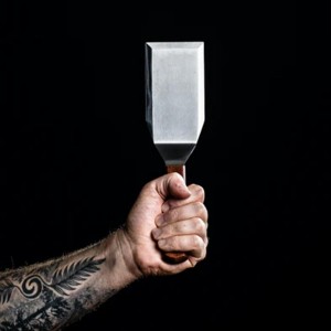 MANNKITCHEN Professional Grade Stainless Steel Spatula Perfect for Cast Iron Skillets and Flat Top Grills (MK21680)