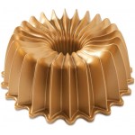 Nordic Ware Brilliance Bundt, 10 Cup, Gold