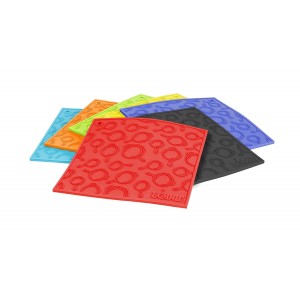 Lodge 7 Inch Square Silicone Skillet Pattern Trivet, Black