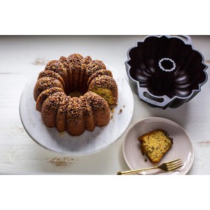 Lodge Cast Iron Fluted Cake Pan