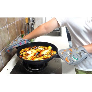 Pot Holders Set of 2 with Transparent Clear Silicone Shell and Nice Dog Printing Cotton Lining, Heat Resistant to 500 F Kitchen Oven Gloves Pot Holder for Cooking (Dog Flower, Potholders)