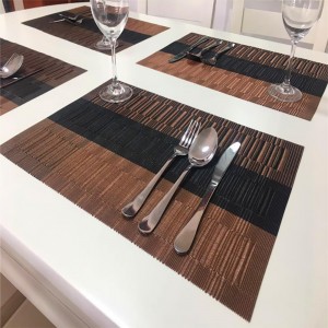 PIGCHCY Placemats,Durable Placemats for Dining Table,Washable Woven Vinyl Kitchen Placemats Set of 4 (Brown)