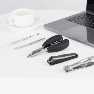 Large Nail Clippers Set, 5-Piece Sharp Toenail and Fingernail Clippers with Nail File, Ideal for Men and Women (Premium, Big Size, Heavy-Duty Design)