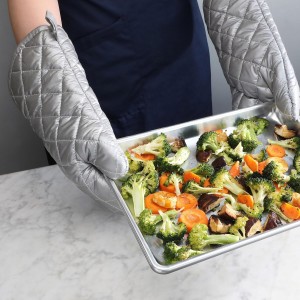 New Star Foodservice Oven Mitts with Extra Defense, up to 400F, Set of 2 (Silver (Interwoven Cloth/Silicone), 13-Inch (Set of 2))