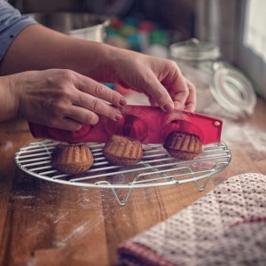 P&P CHEF 7½ Inch Cooking Rack Round, Stainless Steel Round Rack for Cooking Cooling Steaming Baking, Fit Air Fryer Pot Pressure Cooker, 2 Pack -Oven Safe, Silver