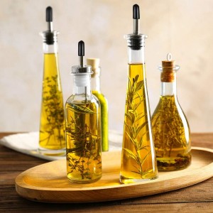 WXJ13 Pack of 200 Pourers Dust Covers with Box, Liquor Bottle Pour Spout Cover Rubber Caps, Black