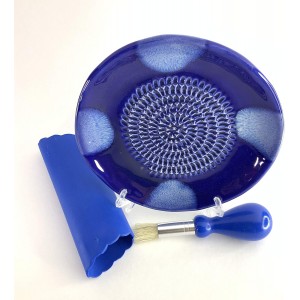 All-in-one Premium Ceramic Garlic Grater Plate 4-Piece Set - Blue Cross Glazed Design and Style - For Garlic, Ginger, Chocolate, and more! - Comes with 5.25