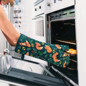 Oven Mitts Cotton Fashion Cute Fox Design 1 pair Heat Resistant Oven Gloves Safe Cooking Baking Grilling Barbecue Machine Washable (fox, oven mitts)