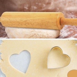 Wooden Rolling Pin 17.6 Inch with Rotating Ergonomic Handles – Classic Beech Wood Dough Roller for Baking Pizza, Pastry, Bread, and Cookies