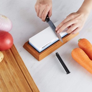 Amazon Basics Whetstone Knife Sharpening Stone, Double-Sided 1000/6000 Grit with Angle Guide, Non-Slip Bamboo Base, Black & Grey