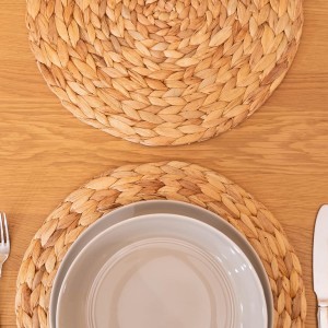 6 Pack, Round Woven Placemats, Natural Water Hyacinth Wicker Place mats, Braided Straw Table Mats, Charger Plates for Dining Table, Fall, Thanksgiving, Christmas (13.8 inch)