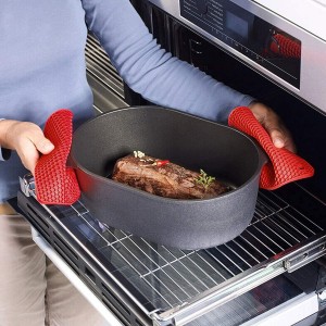 Silicone Trivets for Hot Pots and Pans, 4PCS Flexible Multipurpose Hot Pads Pot Holders, Heat Resistant Trivet Mats for Hot Dishes, Soft Non-Slip Silicone Mat for Kitchen Counter(Red)