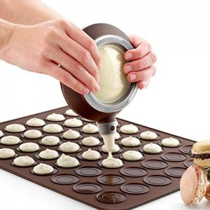 48 Hole Macarons Silicone Mat Baking Mold Silicone Macaron Kit Pastry Baking Mat and Decorating Piping Pot with 4pcs Nozzles