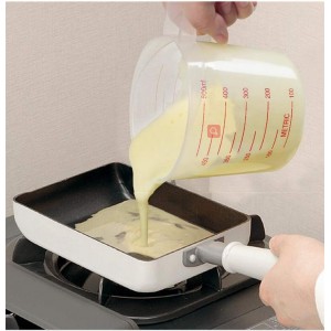 Plastic Measuring Cup Set,3Pcs BPA Free Plastic Clear Heat-resistant with Angled Grip and Spout Stackable Liquid Measuring Cup for Kitchen Use