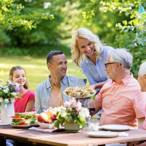 3 Pieces Dumplings Maker Dumpling Molds with 3 Pieces Dumpling Skin Maker in 10 Cm/ 9.5 Cm/ 8 cm Dumpling Wrapper Cutter Pie Ravioli Empanada Press Mold for Chinese New Year Kitchen