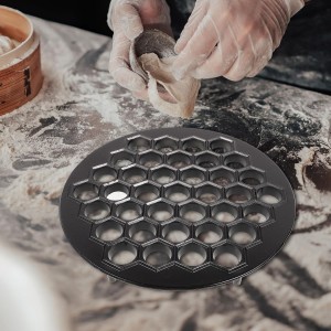 Russian Maker Dumplings Mold Metal Ravioli Maker Black