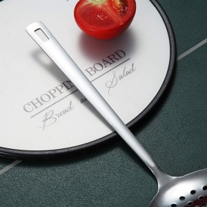 Stainless Steel Skimmer, Berglander Metal Strainer, Kitchen Cooking Skimmers For Non-Stick Cookware, Non-Stick And Heat Resistant, Dishwasher Safe, Easy to Clean