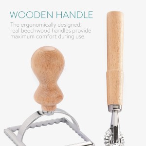 Navaris Ravioli Stamp Set - Set of 3 Shape Cutters with Roller for Cutting Home-Made Ravioli Pasta Parcels - Pastry and Dough Cookie Cutter Tools