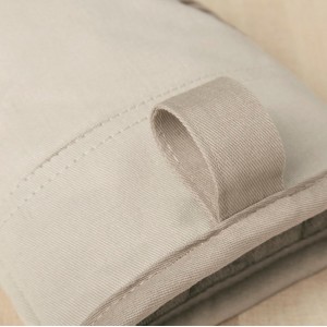 KitchenAid Beacon Two-Tone Non-Slip Mini Oven Mitt Set, Milkshake/Beige, 5.5