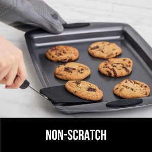 GORILLA GRIP Food Grade Flexible Silicone Spatula, Heat Resistant Head for Nonstick Frying Pan, Patented Soft Rubber Handle for Comfort, Non-Scratch Kitchen Turner, Flip Eggs Burgers, 11.6 in, Black